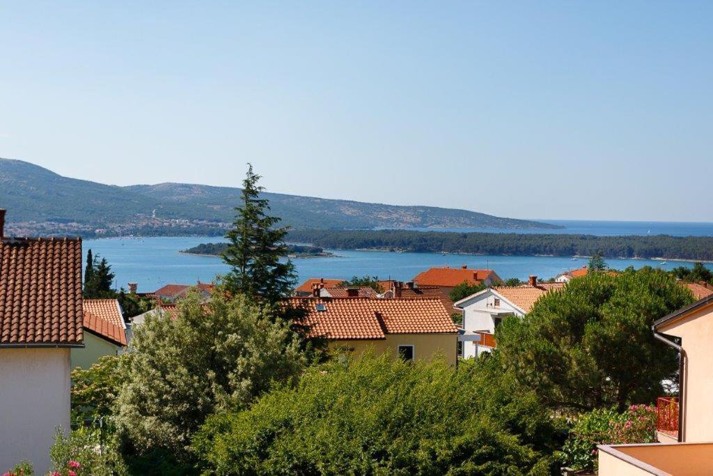 Apartmani Braut Kornić エクステリア 写真