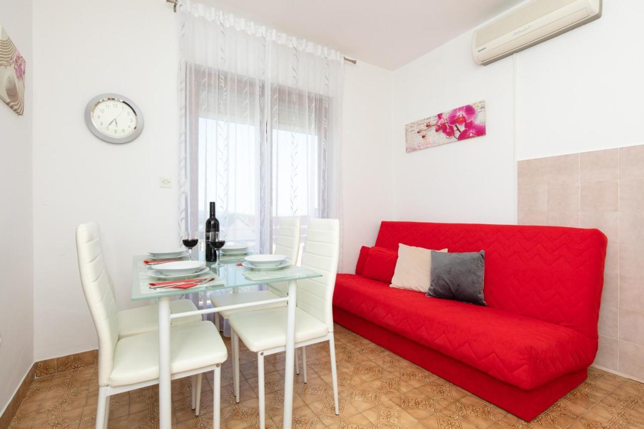 Apartmani Braut Kornić エクステリア 写真