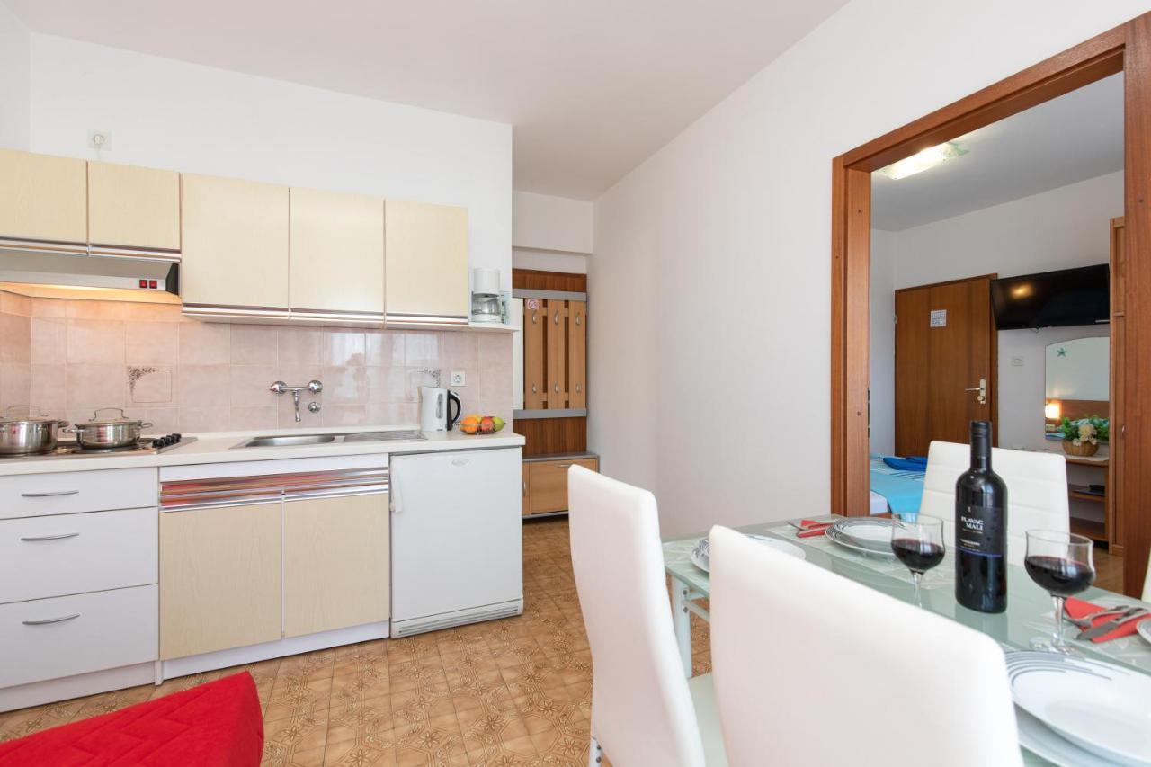 Apartmani Braut Kornić エクステリア 写真