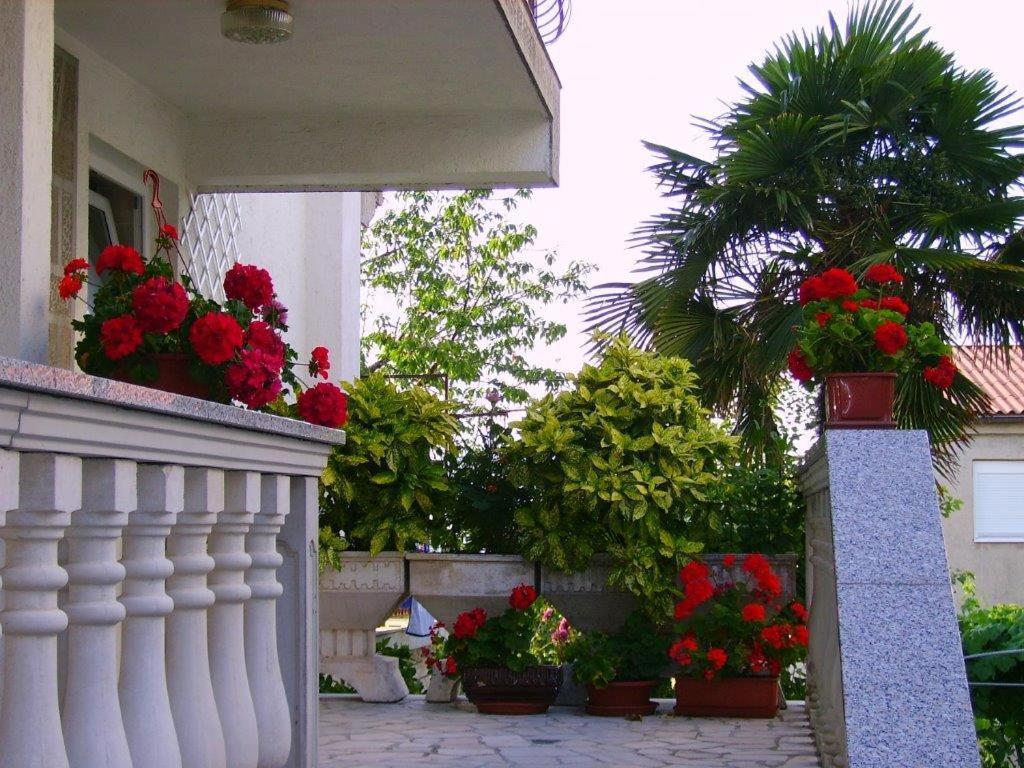 Apartmani Braut Kornić エクステリア 写真