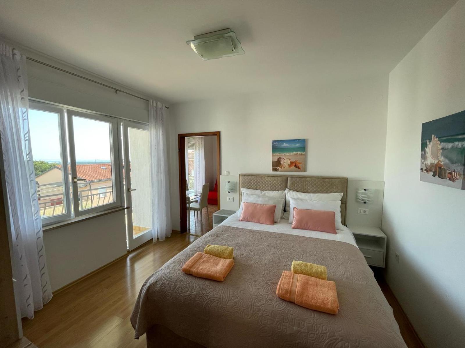 Apartmani Braut Kornić エクステリア 写真